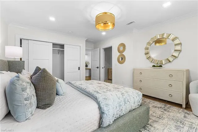 $2,989,000 | 6155 Standing Oaks Lane, Naples, FL 34119