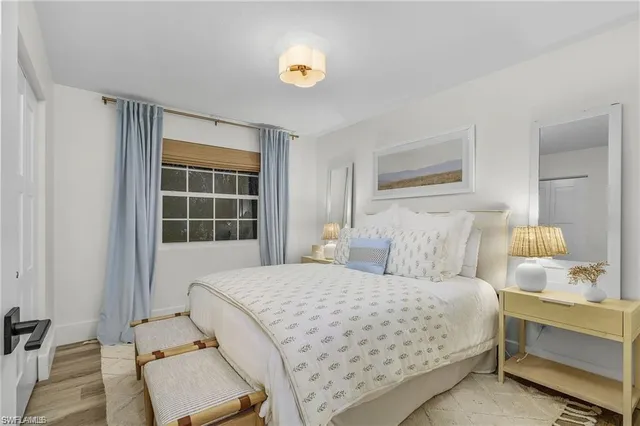 $2,989,000 | 6155 Standing Oaks Lane, Naples, FL 34119