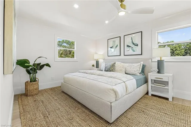 $2,989,000 | 6155 Standing Oaks Lane, Naples, FL 34119