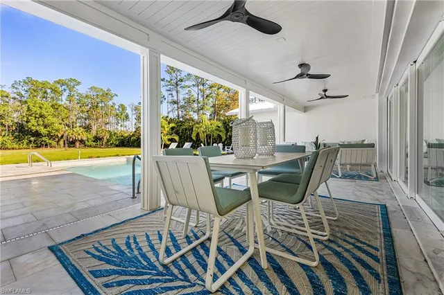 $2,989,000 | 6155 Standing Oaks Lane, Naples, FL 34119