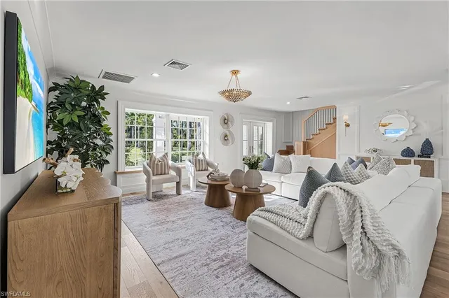 $2,989,000 | 6155 Standing Oaks Lane, Naples, FL 34119