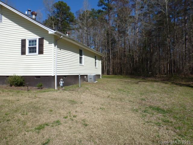 2510 State Rd S-29-305 Lancaster, SC 29720 - Photo 24 of 27 a backyard of a house