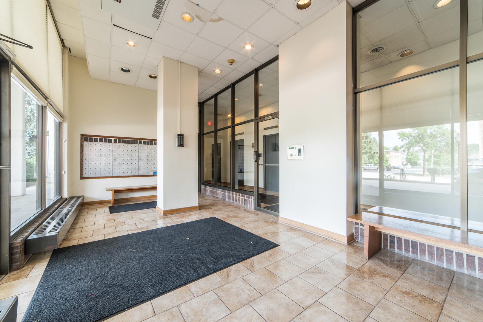 33 North Main Street, Unit 9F Lombard, IL 60148 - Photo 2 of 21