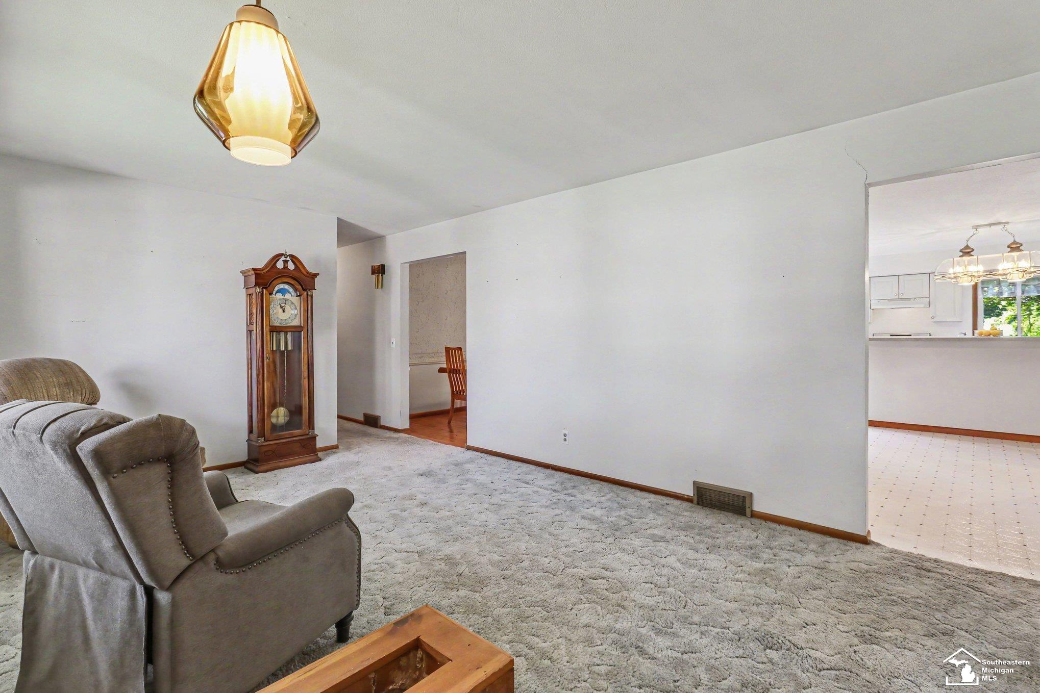 7441 Indian Road Temperance, MI 48182 - Photo 3 of 27