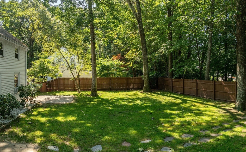 224 Burt Road Springfield, MA 01118 - Photo 39 of 41 Gallery Image 39