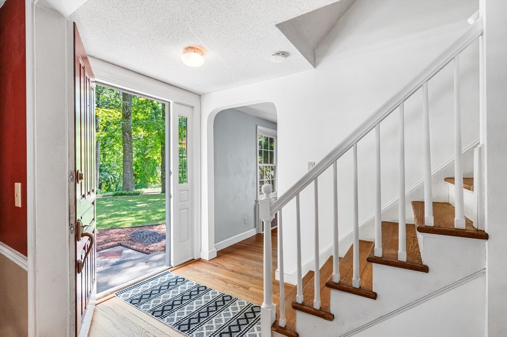 224 Burt Road Springfield, MA 01118 - Photo 4 of 41 Gallery Image 4