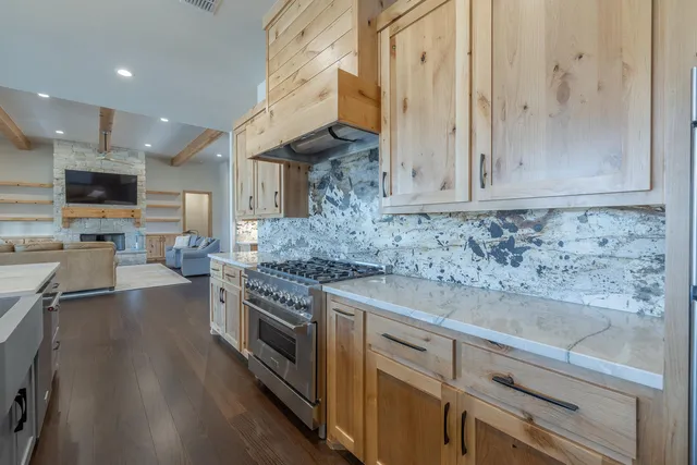 $1,300,000 | 9018 County Road 6850, Lubbock, TX 79407