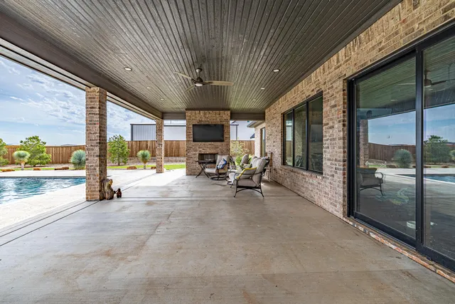 $1,300,000 | 9018 County Road 6850, Lubbock, TX 79407