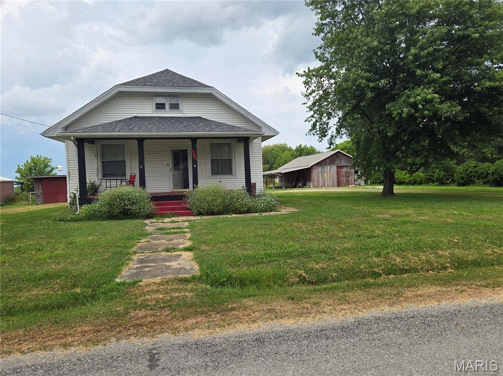 161 West Locust Street Hoyleton, IL 62803 - Photo 1 of 12