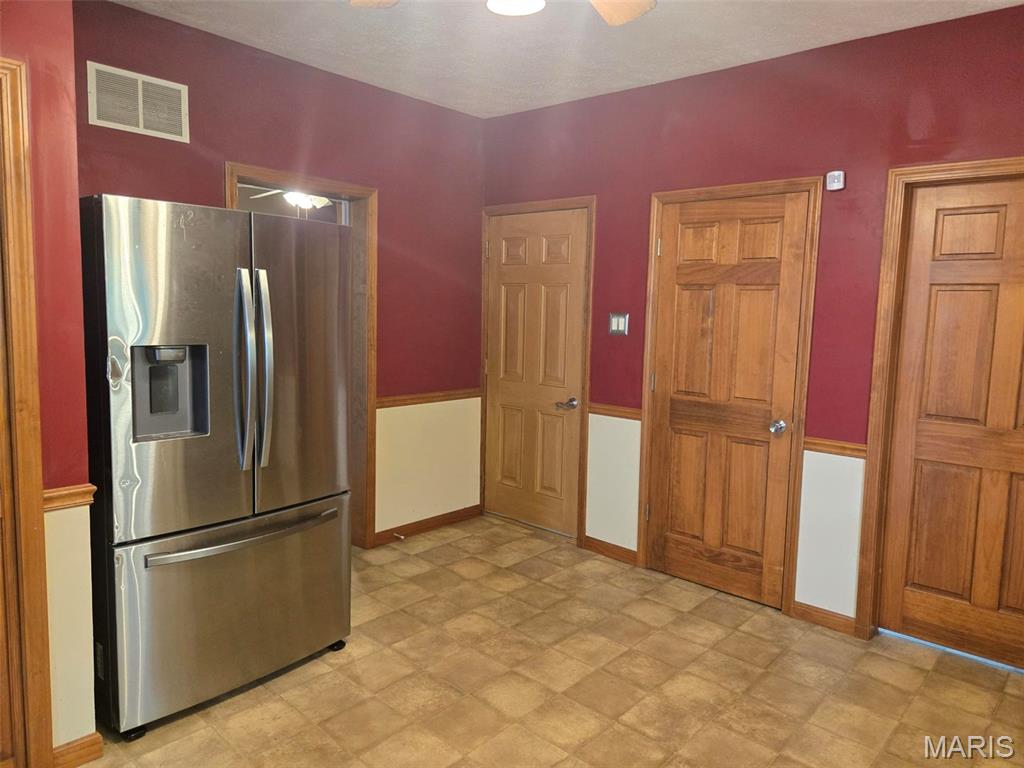 161 West Locust Street Hoyleton, IL 62803 - Photo 5 of 12