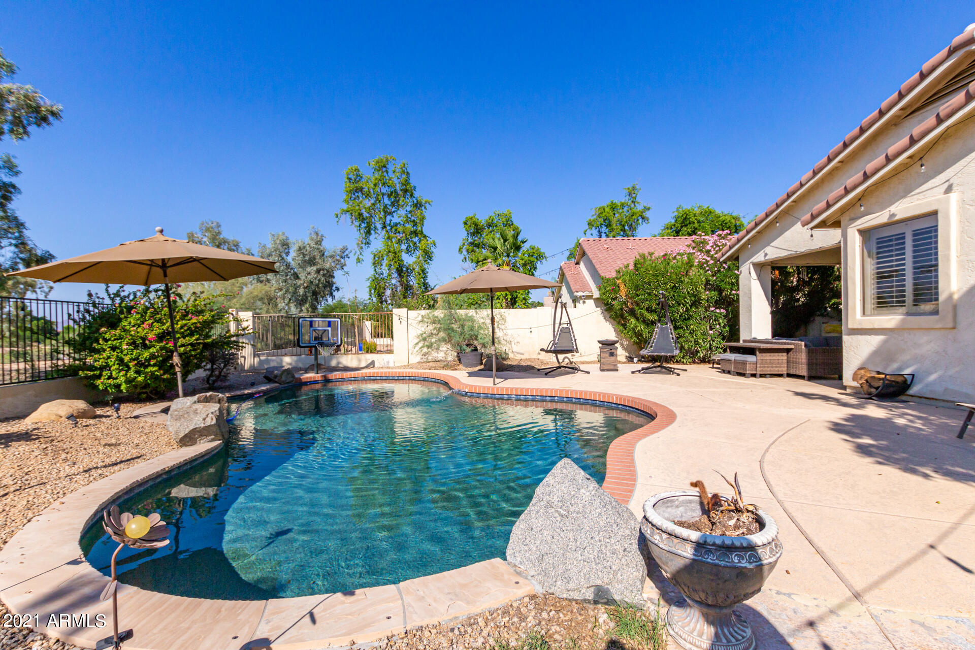 2516 East Fremont Road Phoenix, AZ 85042 - Photo 36 of 44 35 Fremont