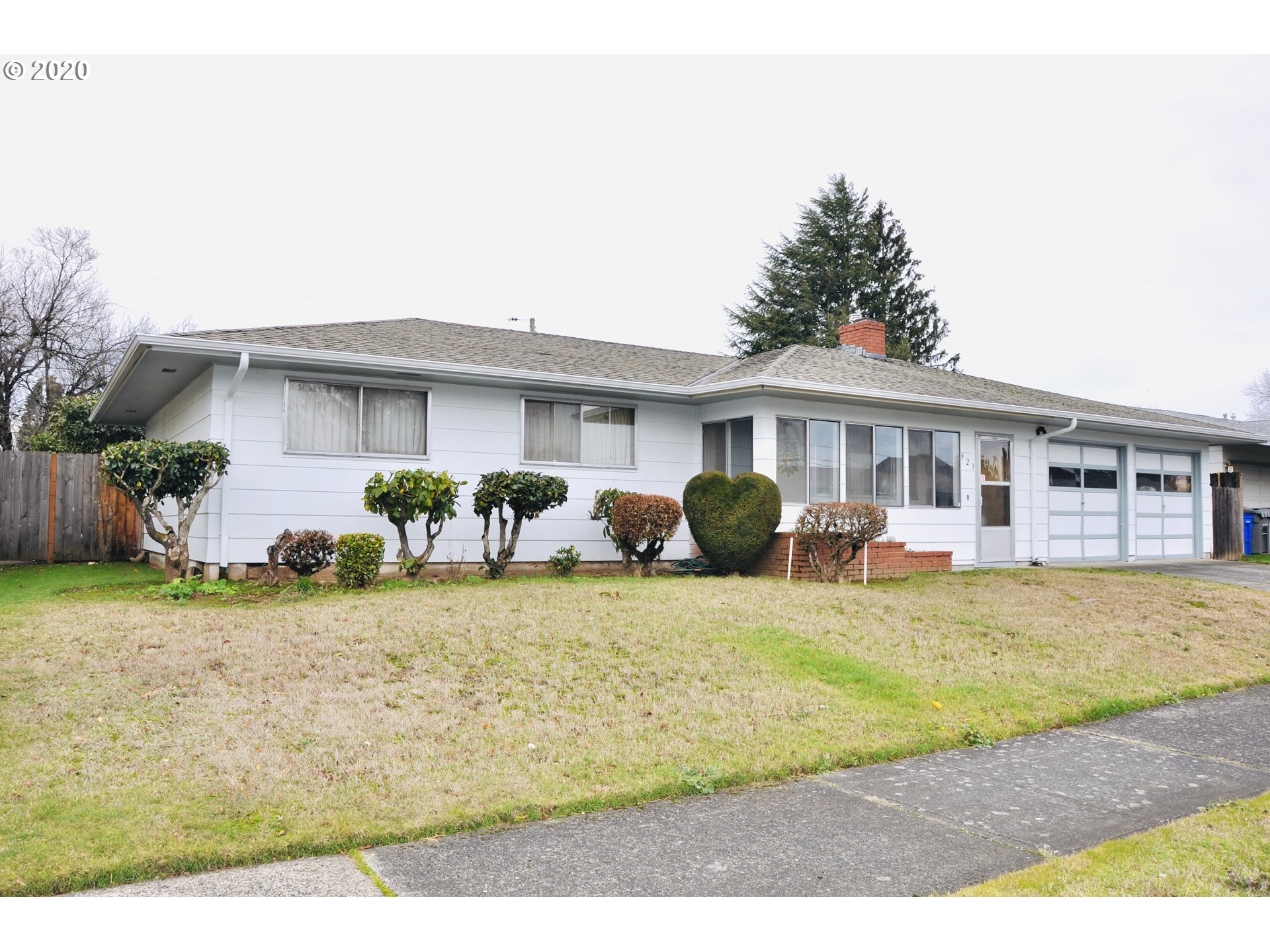 923 Southeast 226th Avenue Gresham, OR 97030 - Photo 3 of 11