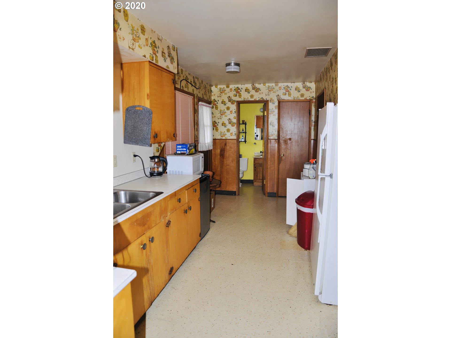 923 Southeast 226th Avenue Gresham, OR 97030 - Photo 6 of 11