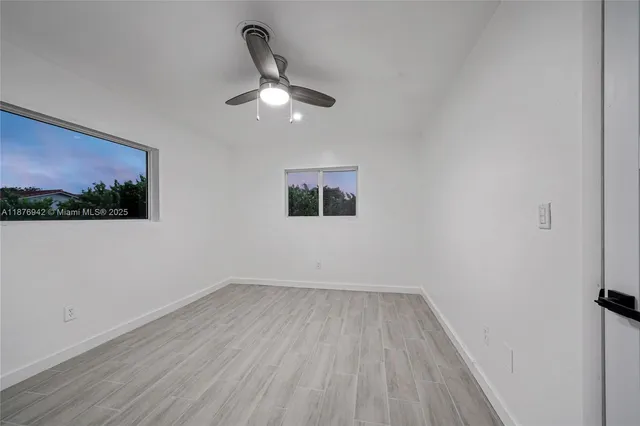 wooden floor & closet in a room