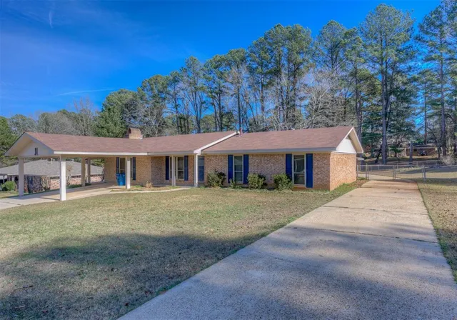 $155,000 | 102 Maple Street, Homer, LA 71040