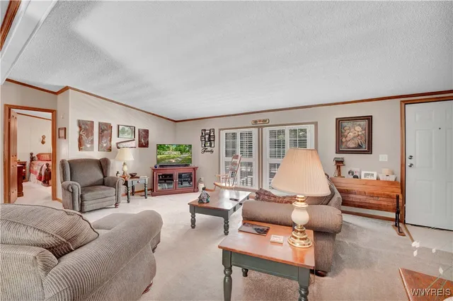 $240,000 | 9691 South Protection Road, Holland, NY 14080