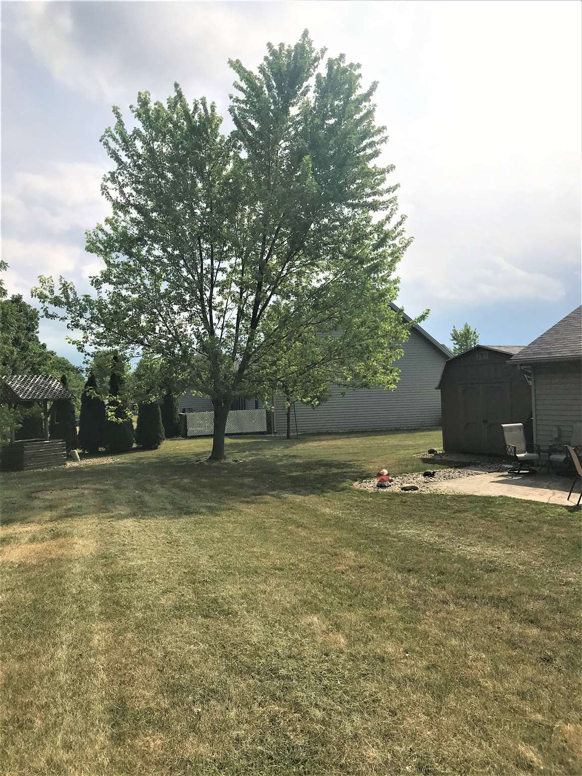 140 West Chapel Chase Drive Decatur, IN 46733 - Photo 14 of 17
