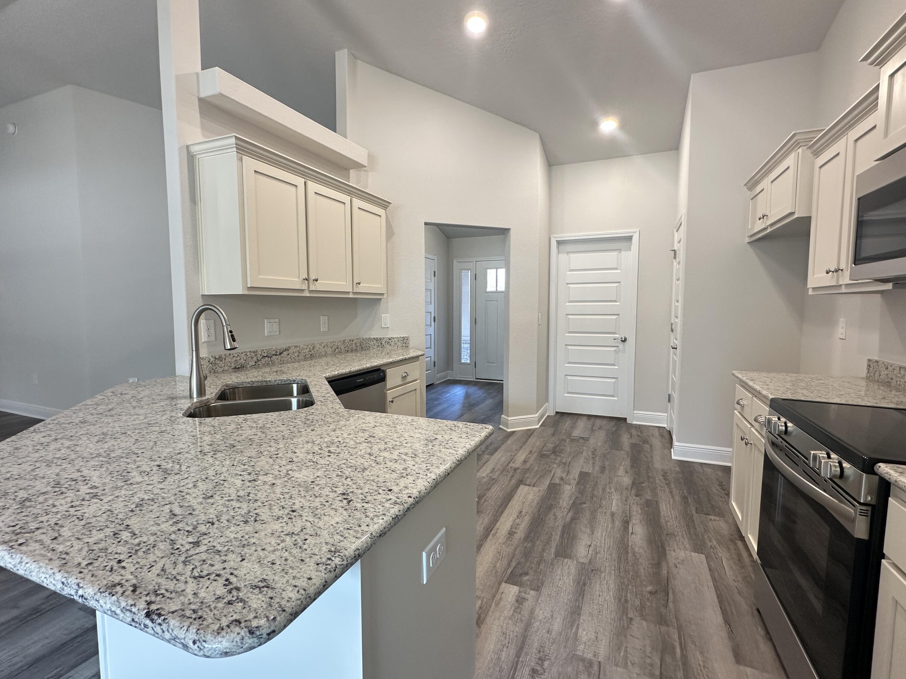 5908 Silvercrest Boulevard Crestview, FL 32536 - Photo 16 of 35 IMG_9859