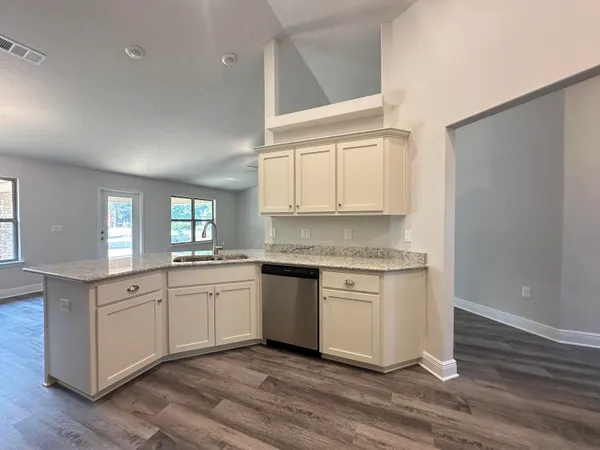 $349,970 | 5908 Silvercrest Boulevard, Crestview, FL 32536