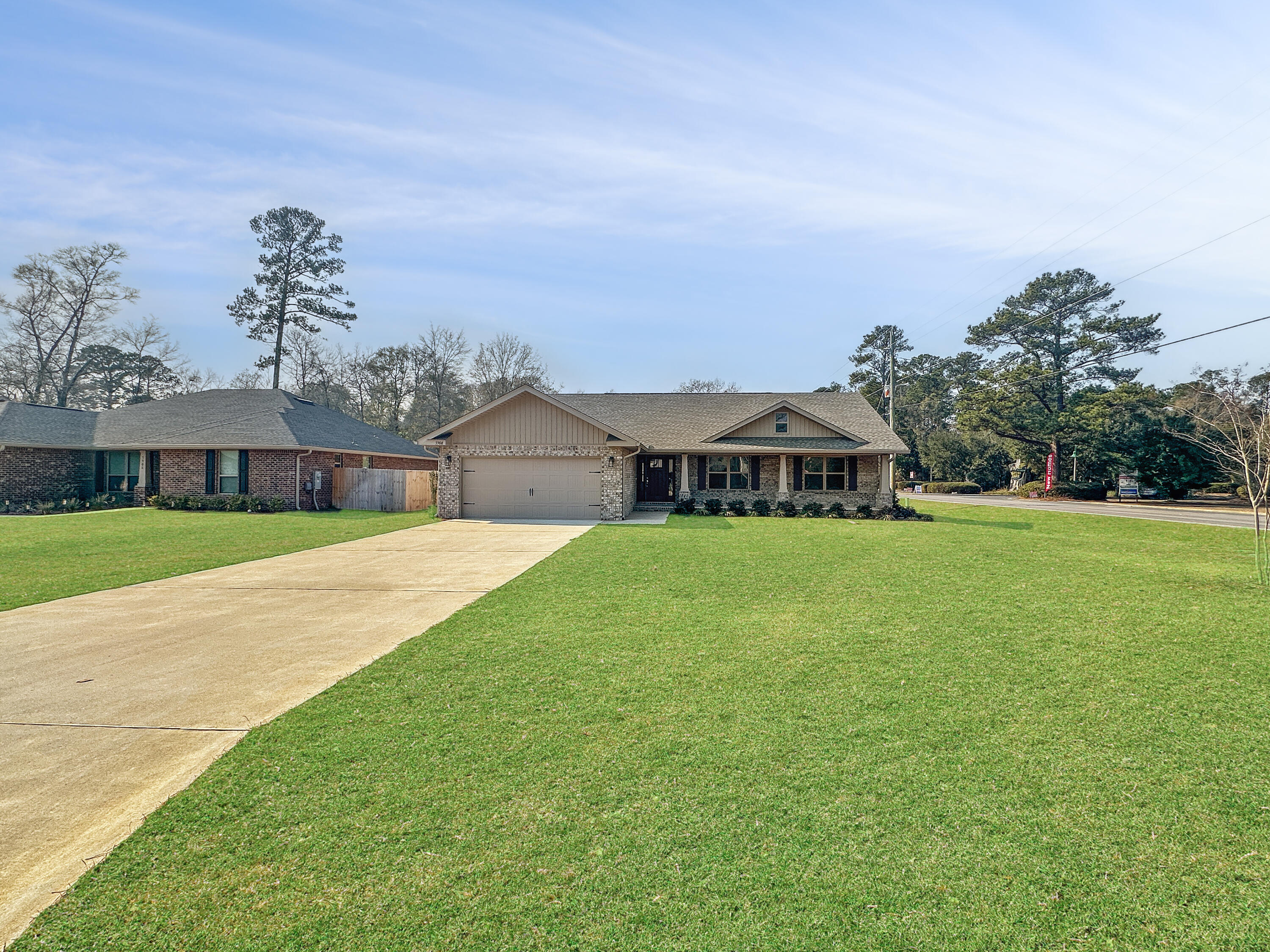 5908 Silvercrest Boulevard Crestview, FL 32536 - Photo 2 of 35 IMG_9847(1)