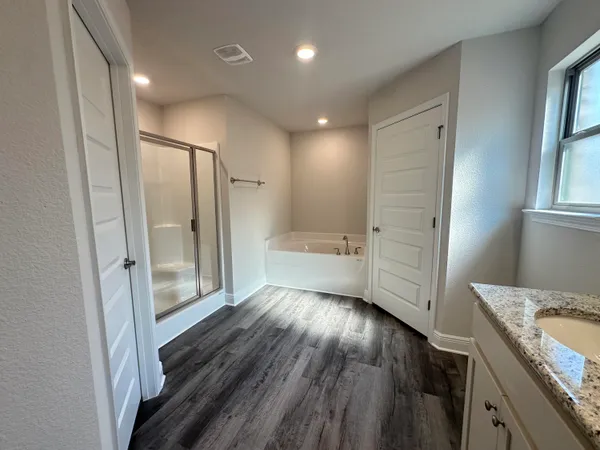 $349,970 | 5908 Silvercrest Boulevard, Crestview, FL 32536