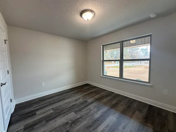 $349,970 | 5908 Silvercrest Boulevard, Crestview, FL 32536