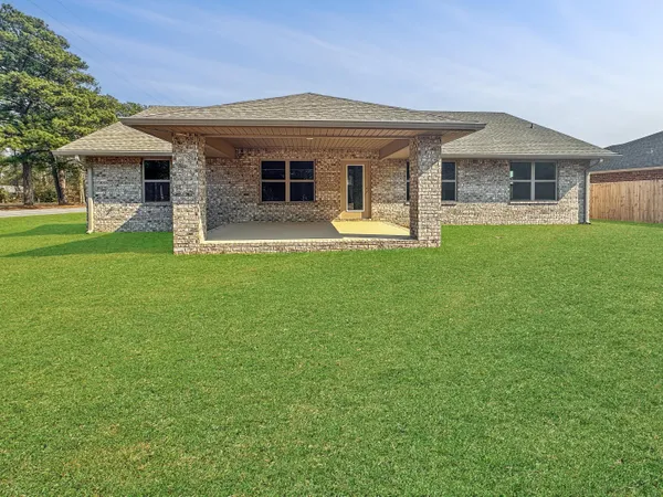 $349,970 | 5908 Silvercrest Boulevard, Crestview, FL 32536