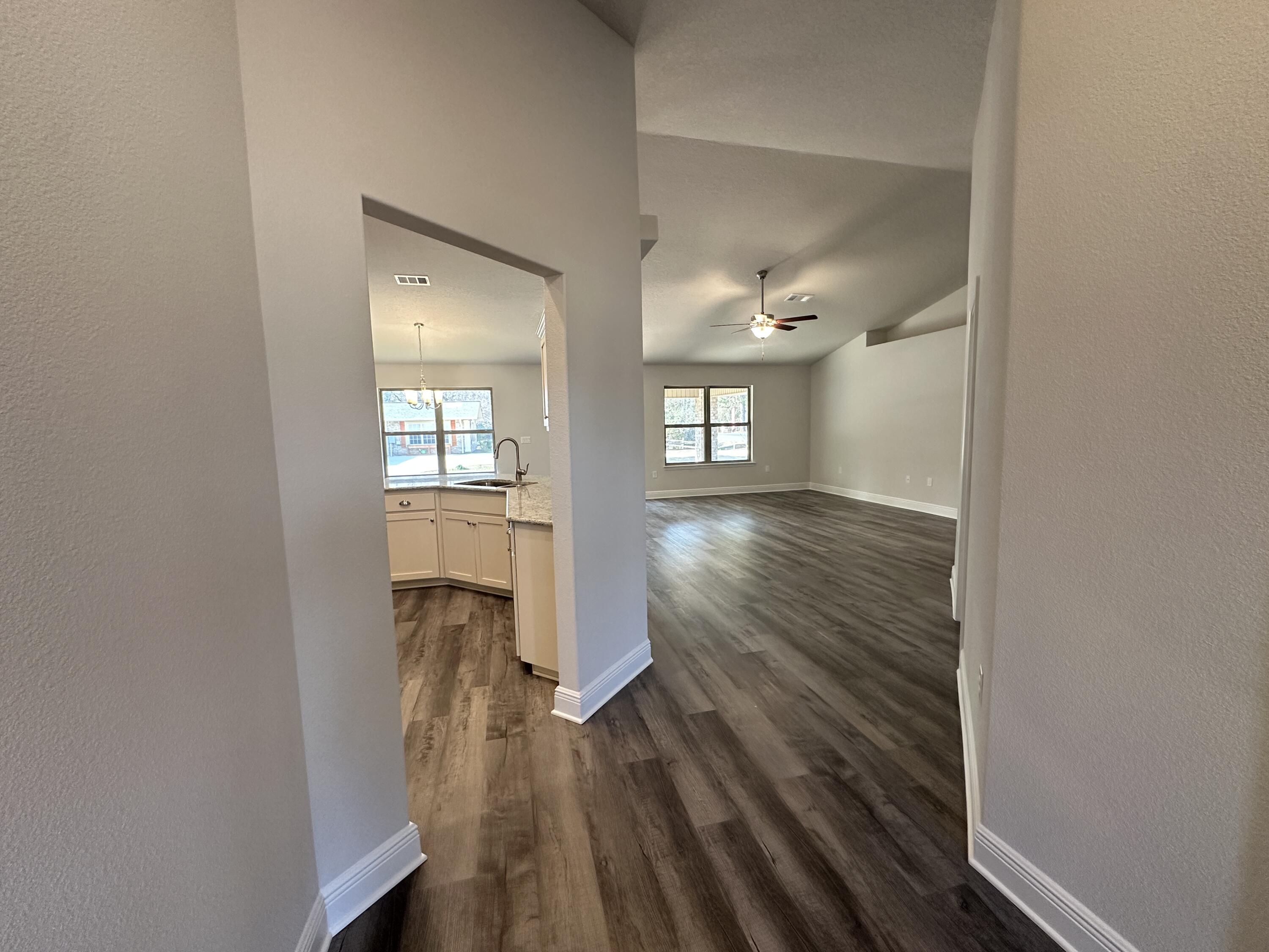 5908 Silvercrest Boulevard Crestview, FL 32536 - Photo 8 of 35 IMG_9853