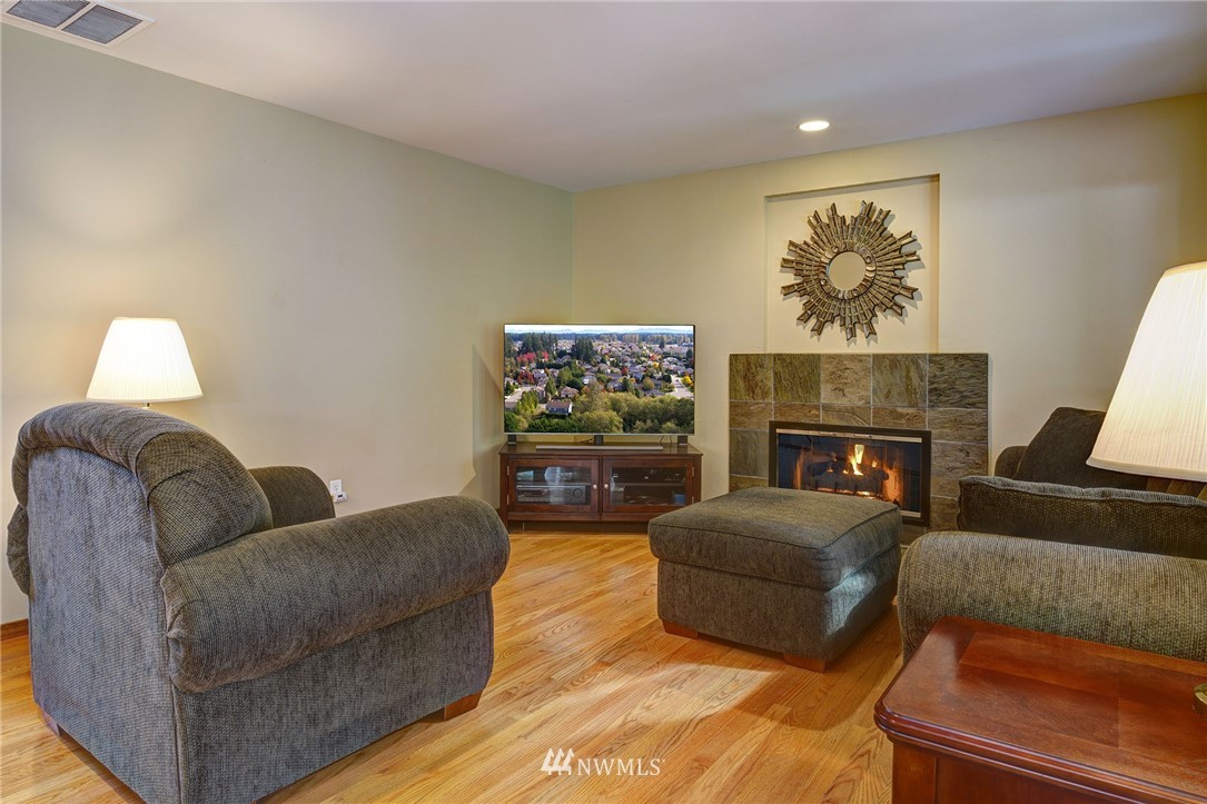 2930 187th Place Southeast Bothell, WA 98012 - Photo 11 of 25 Gallery Image 11