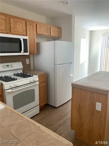 $1,799 | 9477 Diamond Bridge Avenue, Las Vegas, NV 89166