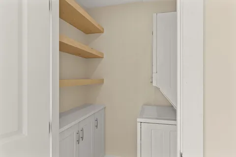 $239,900 | 4000 Gulf Terrace Drive, Unit 285, Destin, FL 32541