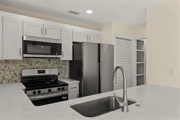 $239,900 | 4000 Gulf Terrace Drive, Unit 285, Destin, FL 32541