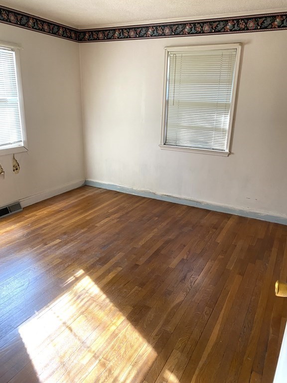 3 Burditt Road North Reading, MA 01864 - Photo 4 of 15 Gallery Image 4