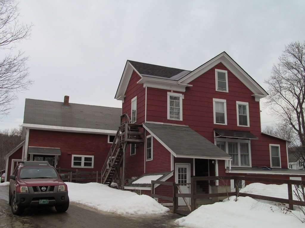 48 Elm Hill Street Springfield, VT 05156 - Photo 4 of 11 Gallery Image 4