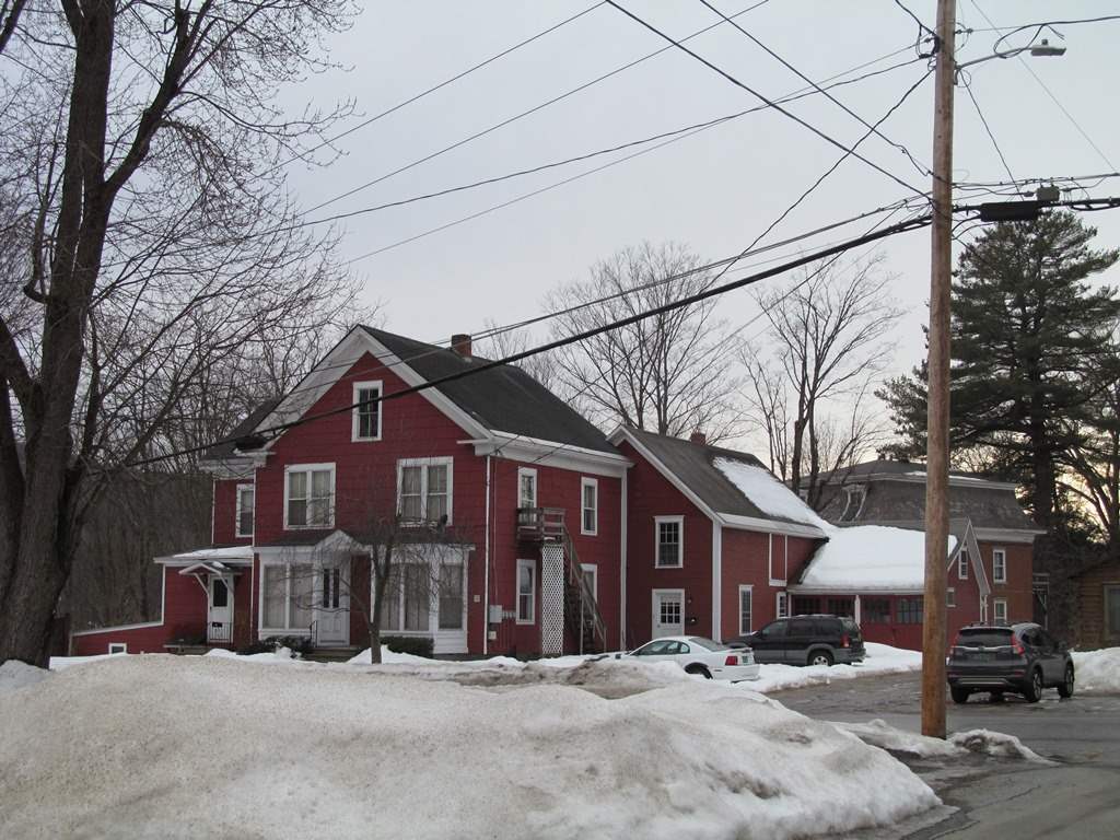 48 Elm Hill Street Springfield, VT 05156 - Photo 5 of 11 Gallery Image 5
