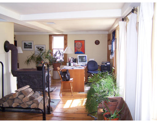 15 Baldwin Hill Road Phillipston, MA 01331 - Photo 8 of 29 a living room with furniture and a window