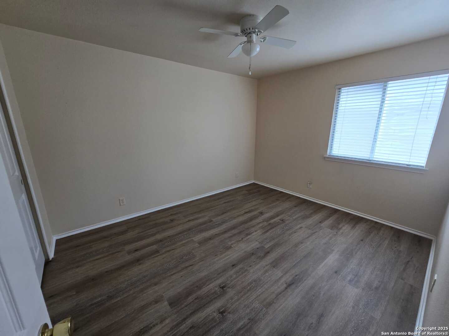 566 Rattler Bluff San Antonio, TX 78251 - Photo 16 of 24