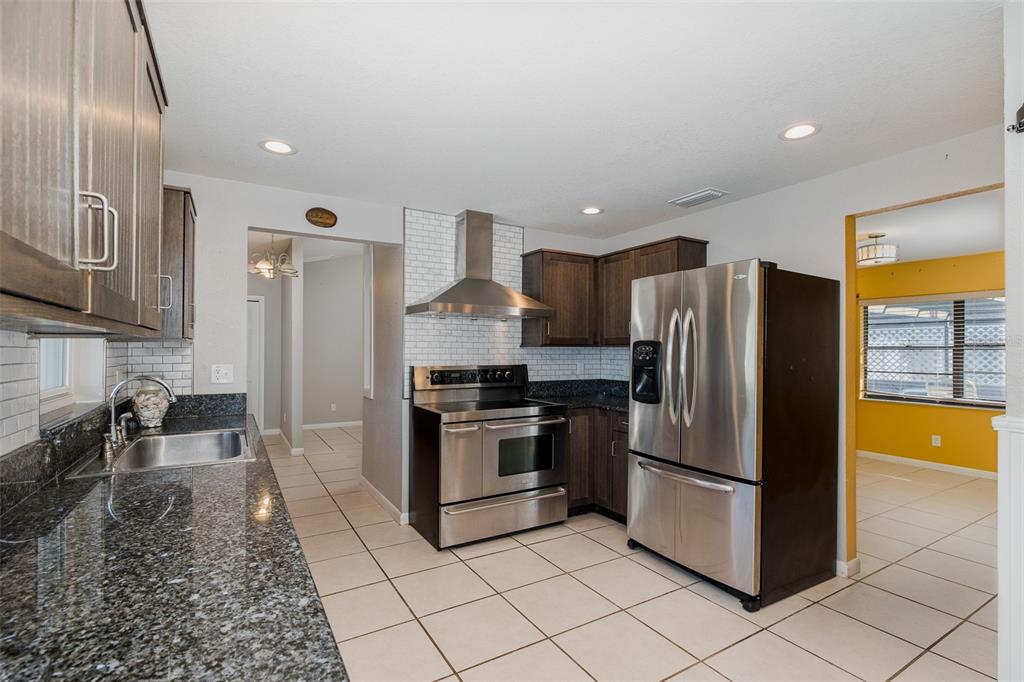 7931 Rusty Oak Drive New Port Richey, FL 34653 - Photo 11 of 39 Gallery Image 11