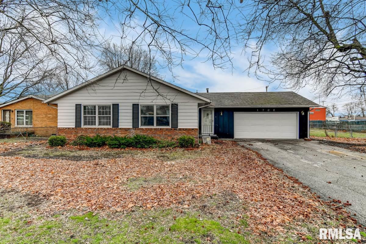 1708 North 30th Street Springfield, IL 62702 - Photo 1 of 31