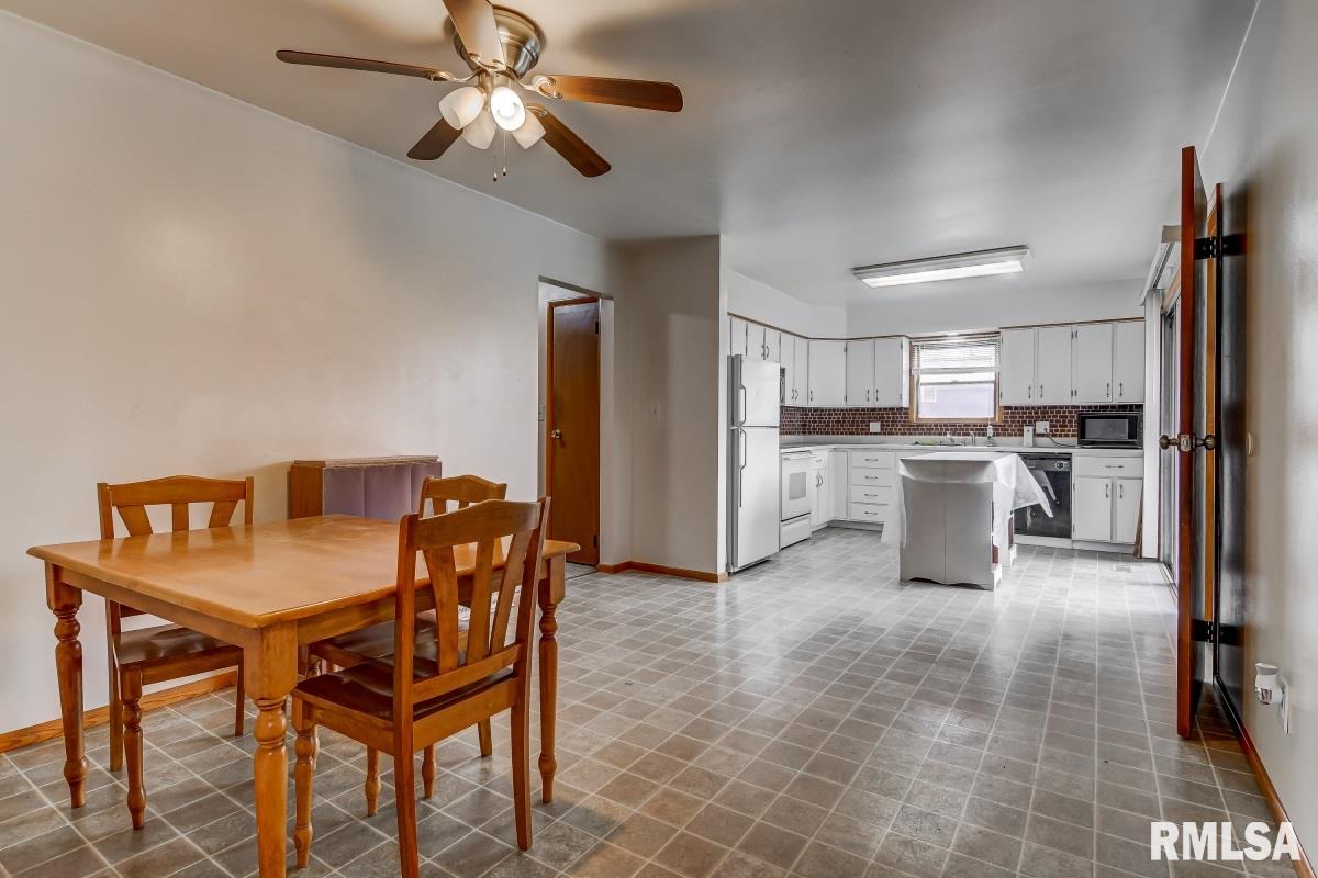 1708 North 30th Street Springfield, IL 62702 - Photo 9 of 31