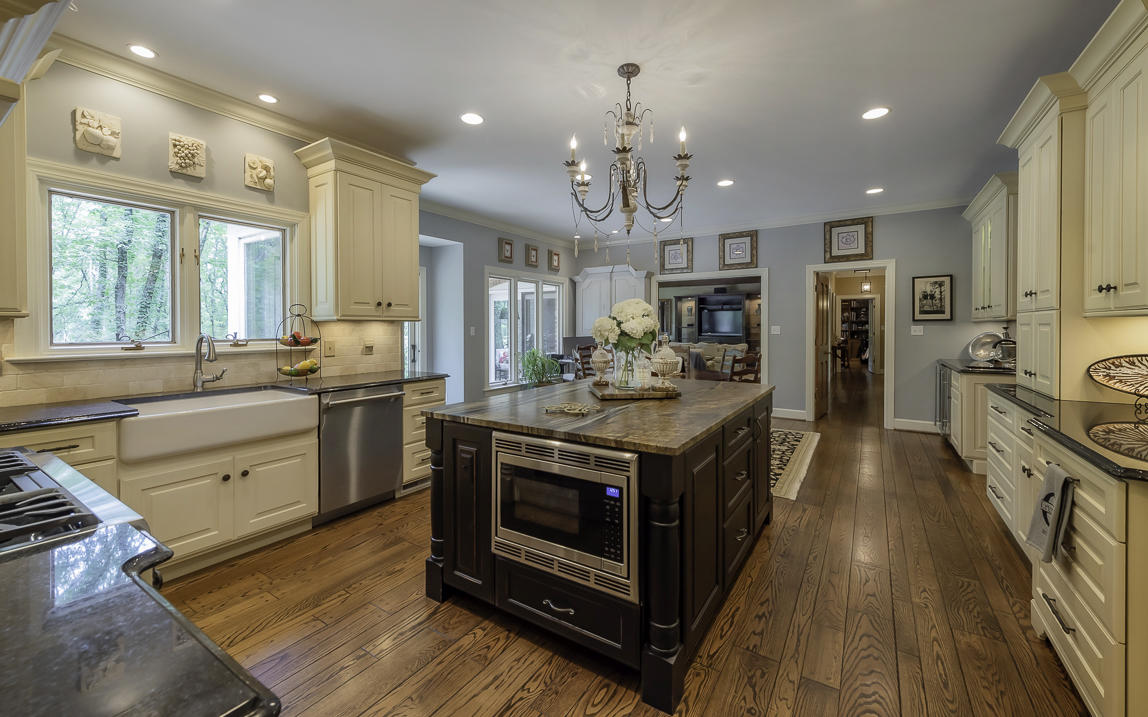 1305 Cumberland Road Chattanooga, TN 37419 - Photo 14 of 44 DSC_8626