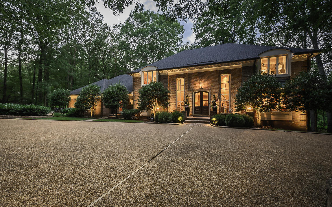 1305 Cumberland Road Chattanooga, TN 37419 - Photo 3 of 44 DSC_8836