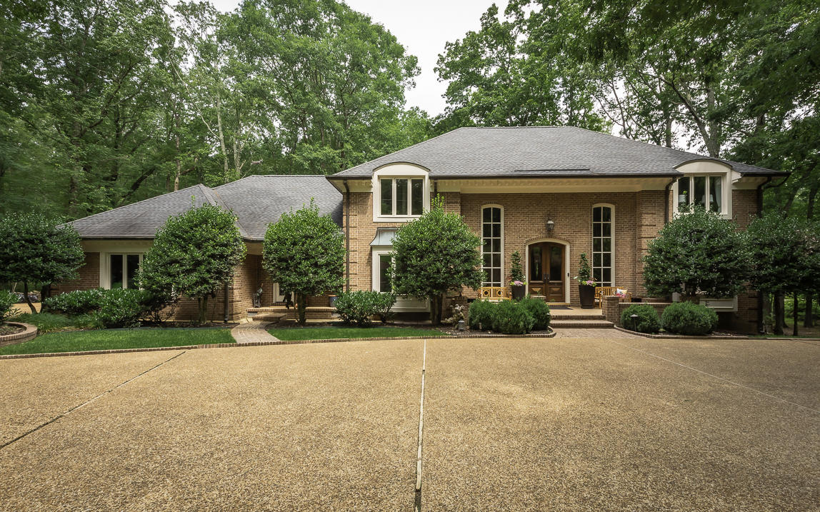 1305 Cumberland Road Chattanooga, TN 37419 - Photo 6 of 44 DSC_8486