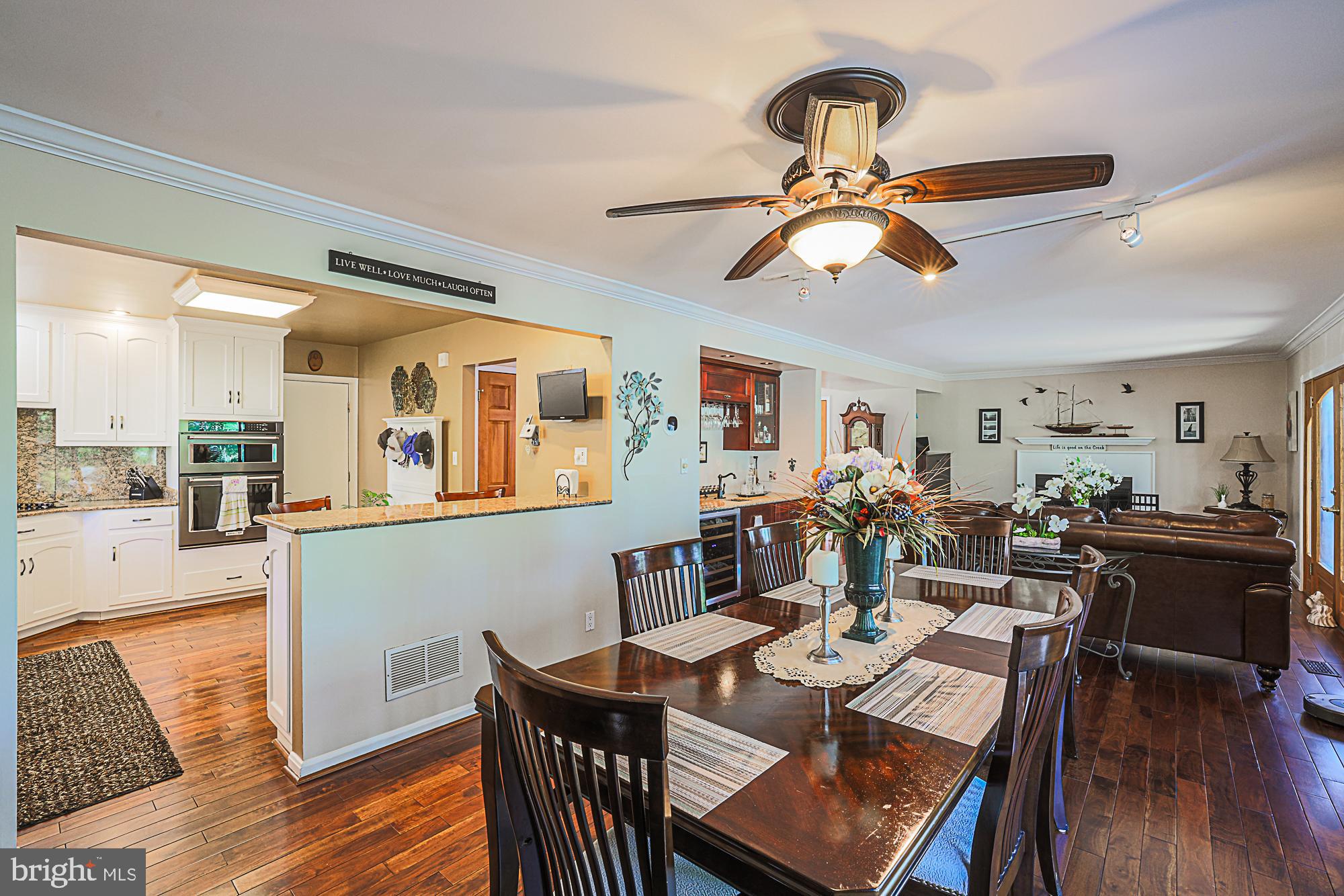 15 Woody Road Baltimore, MD 21221 - Photo 18 of 74 Dining Room