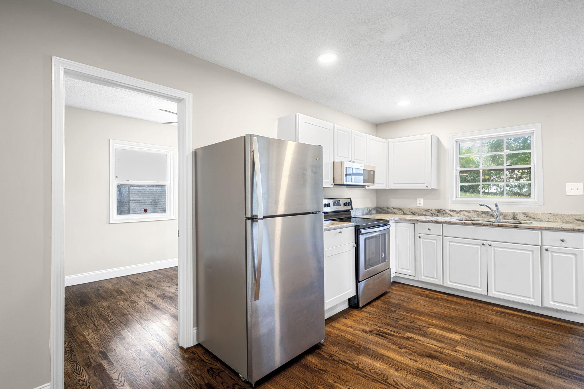 204 Booth Road Chattanooga, TN 37411 - Photo 11 of 25 11-web-or-mls-DSC_6513