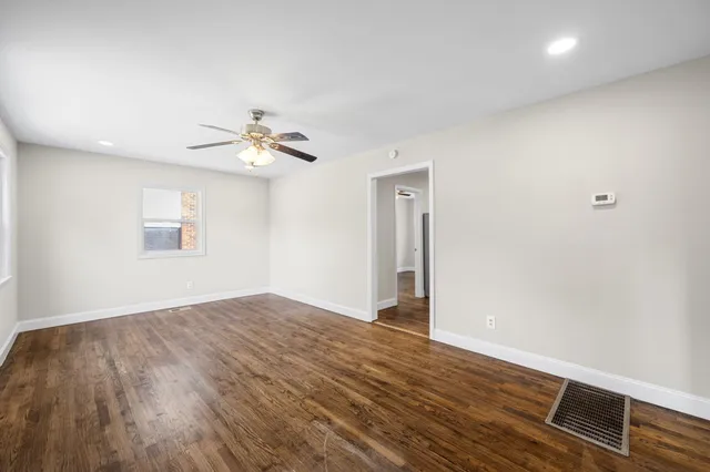 $1,495 | 204 Booth Road, Chattanooga, TN 37411