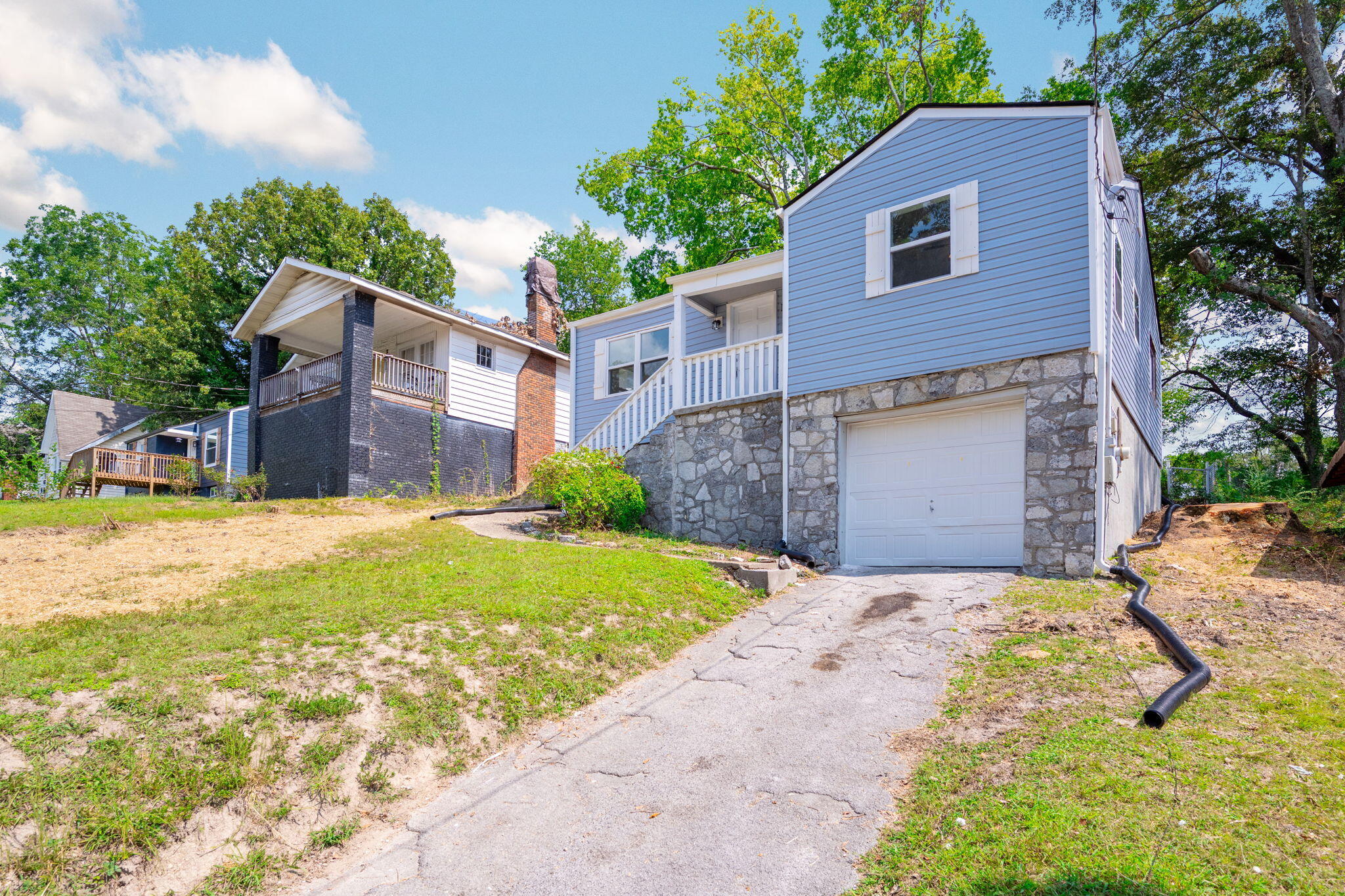 204 Booth Road Chattanooga, TN 37411 - Photo 4 of 25 4-web-or-mls-DSC_6555