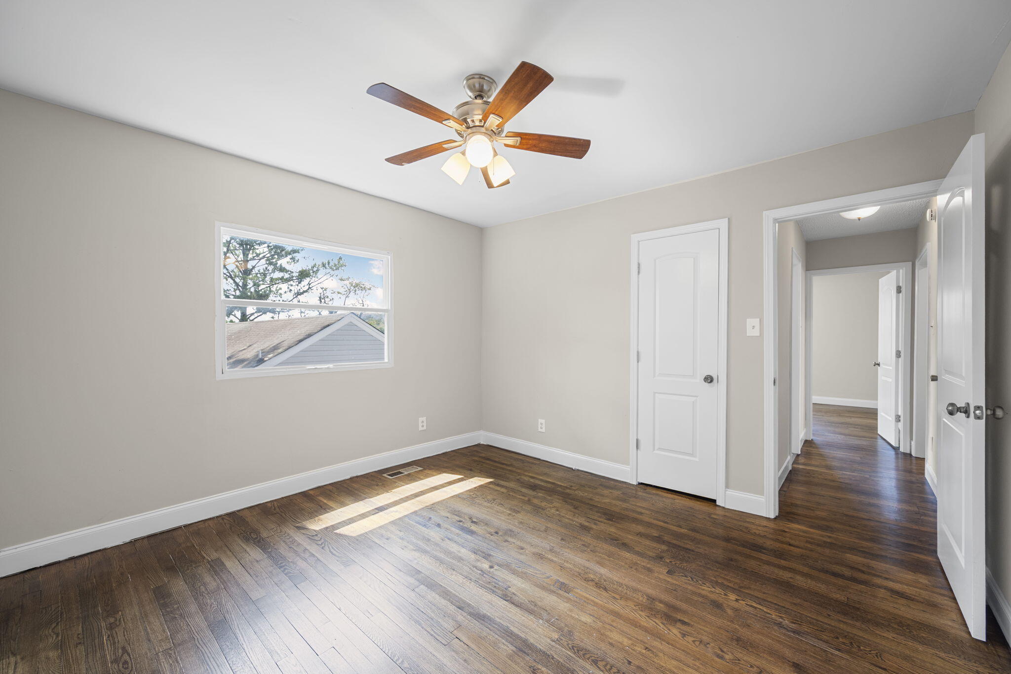 204 Booth Road Chattanooga, TN 37411 - Photo 6 of 25 6-web-or-mls-DSC_6498