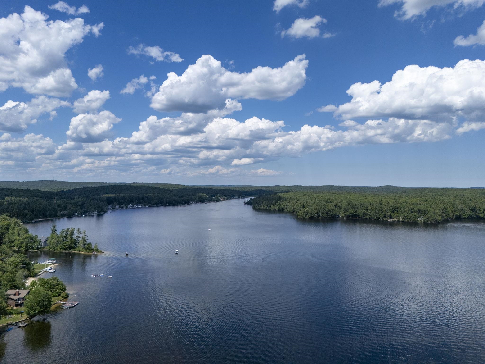 209 Chases Grove Road Derry, NH 03038 - Photo 36 of 58