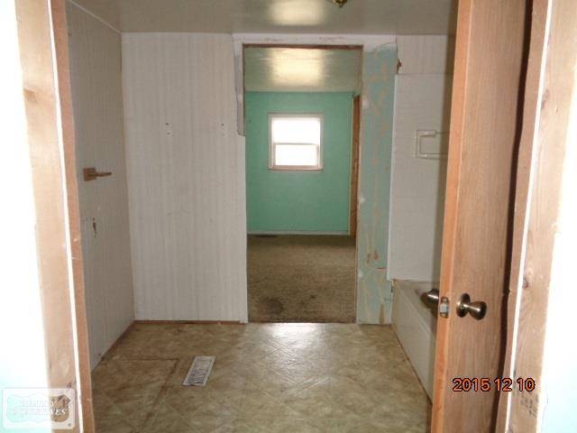 8520 Brown Road Yale, MI 48097 - Photo 4 of 10 31274057-3.JPG